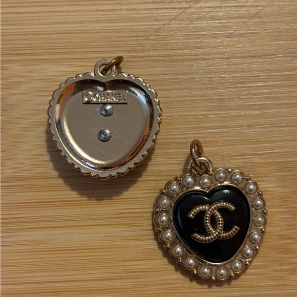 CHANEL Black and Gold Heart with Pearls Pendant or Earrings - Picture 2 of 3